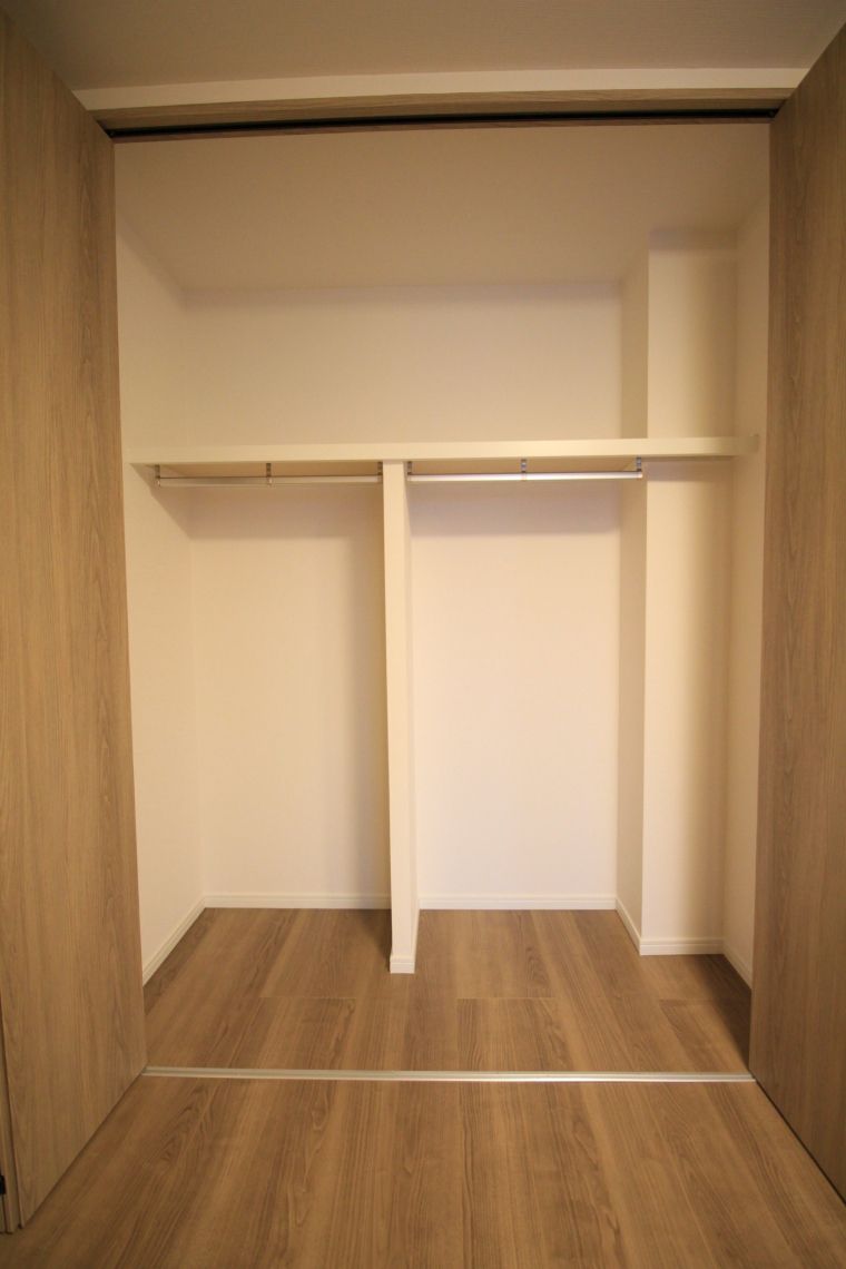 サーパス南大通収納