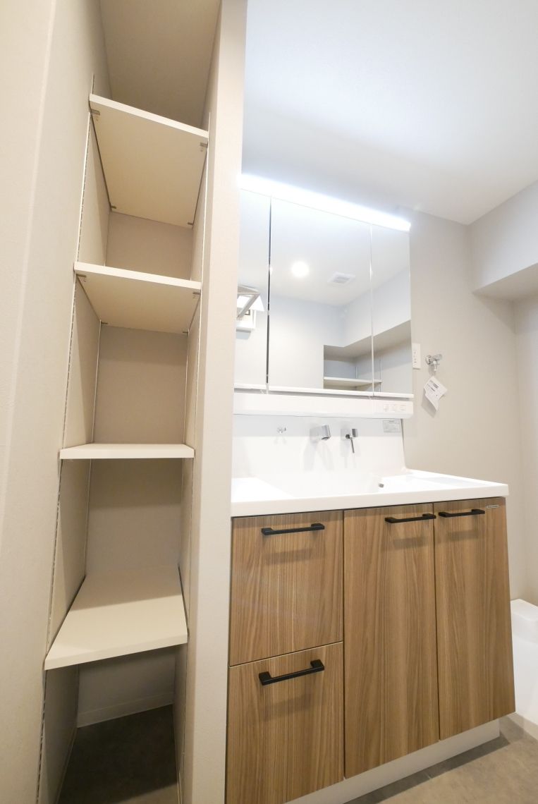 グランピアマンショングーテンハイツ空港南２洗面台・洗面所