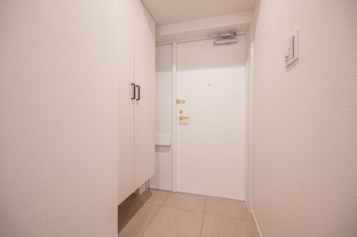 フレックスタワー横浜関内玄関