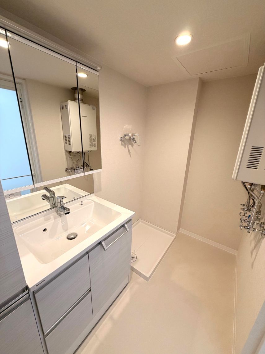 ロピア東区役所前洗面台・洗面所