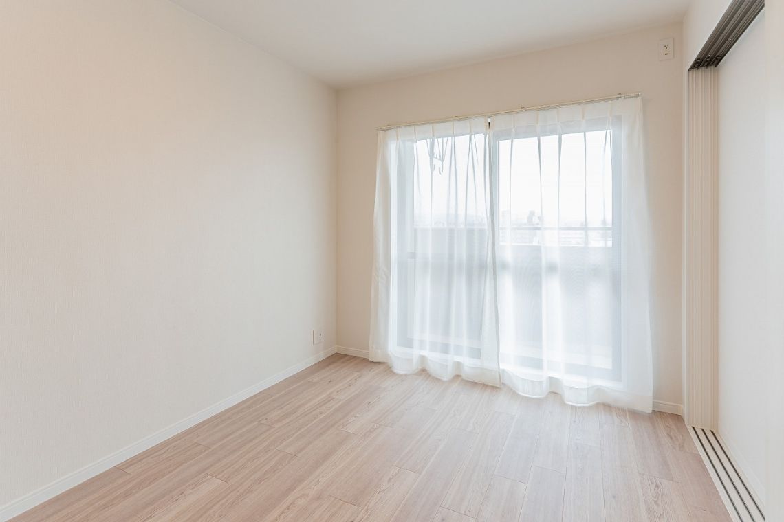 ユーステージ香流参番館居室