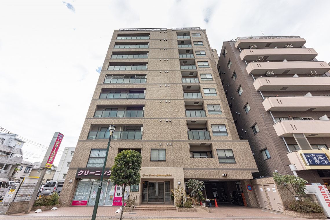 ライオンズマンション三鷹中央通り現地外観写真