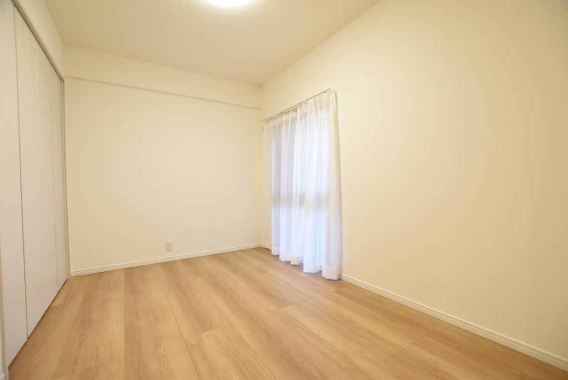 サーパス中津留居室