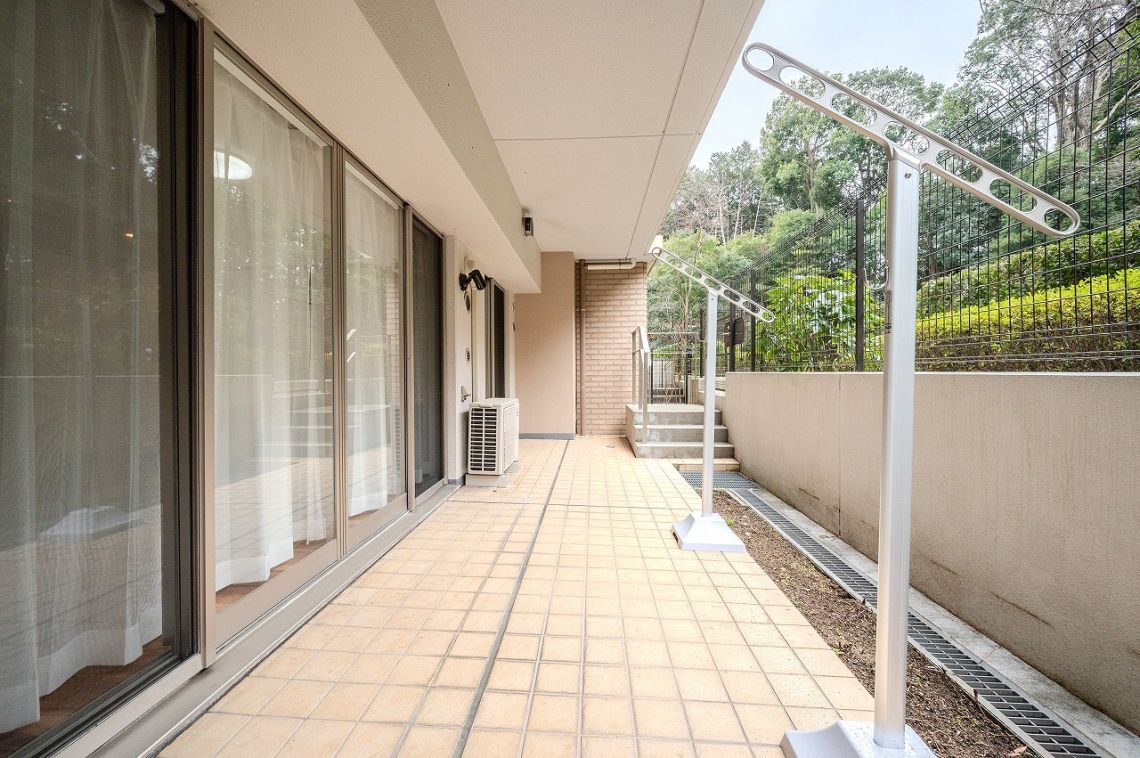 フォートンヒルズＣ棟バルコニー