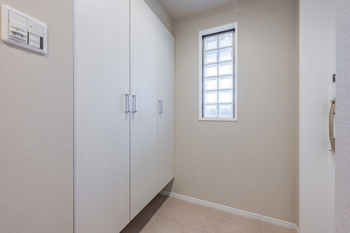 レクセルマンション新浦安第３玄関