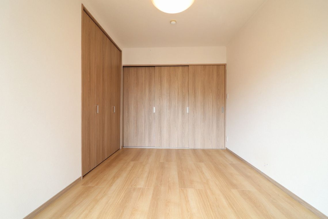 ライオンズガーデン真志喜居室