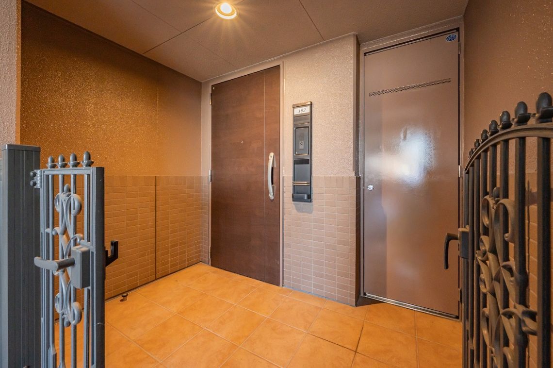 シンフォニックヒルズ横濱北寺尾玄関