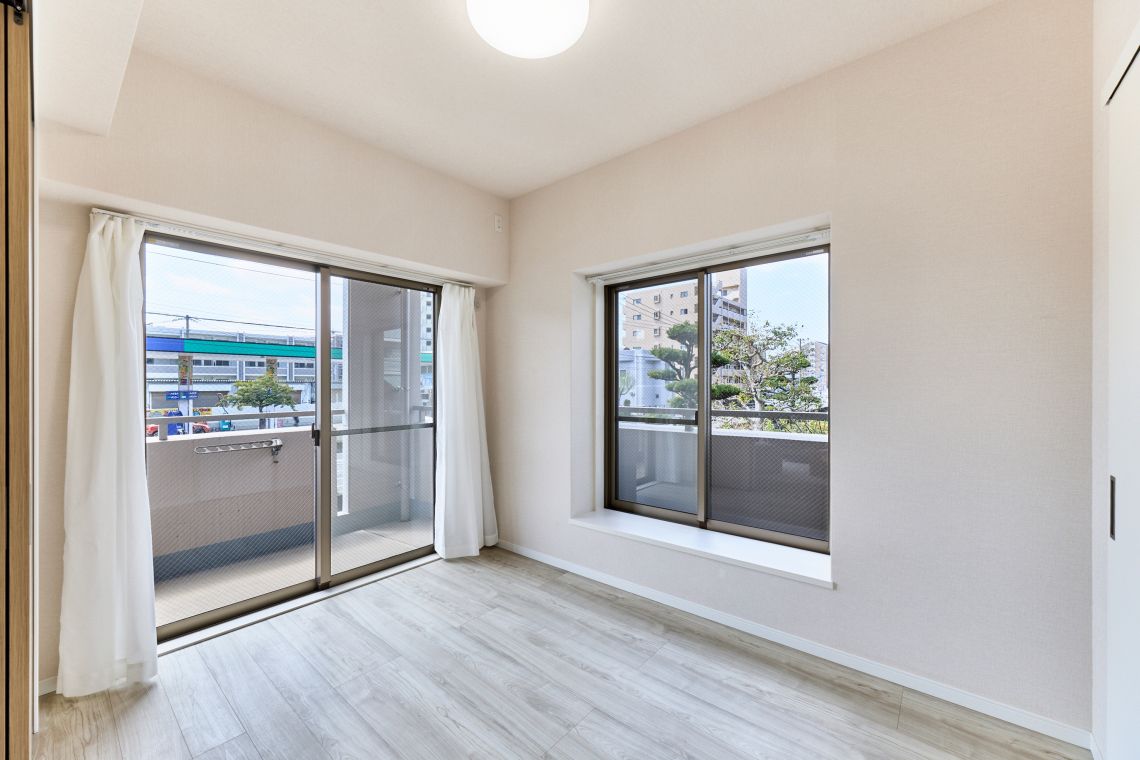 ロイヤルアーク藤崎居室