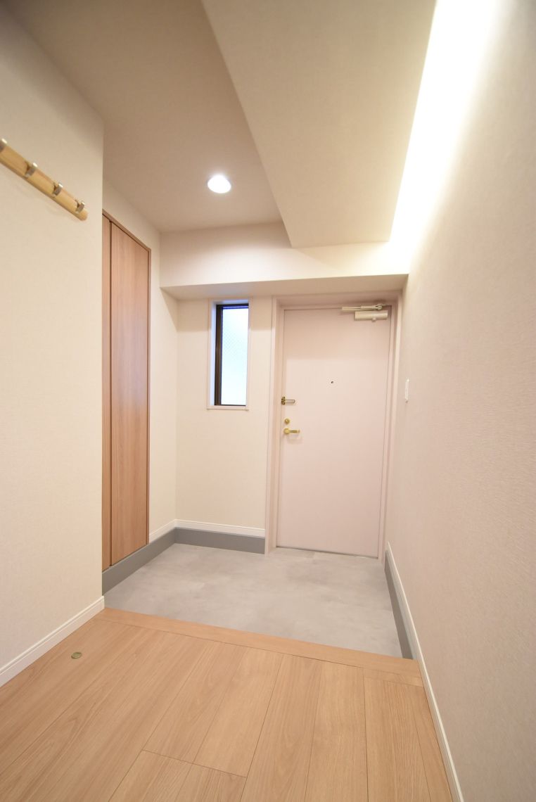 ライオンズマンション熊高前玄関