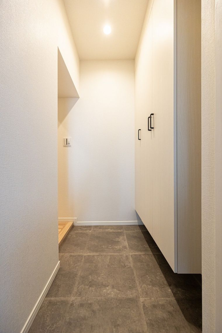 成宗マンション玄関