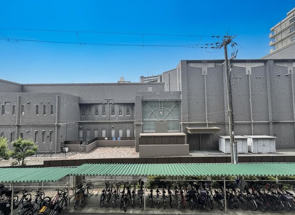 ネオコーポ大阪城公園二号館バルコニー