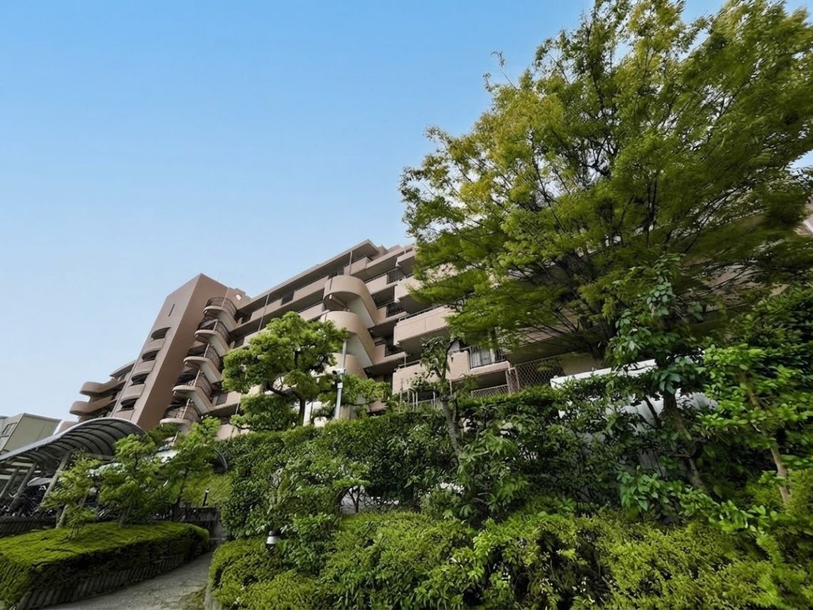 希望ケ丘グランドハイツ現地外観写真