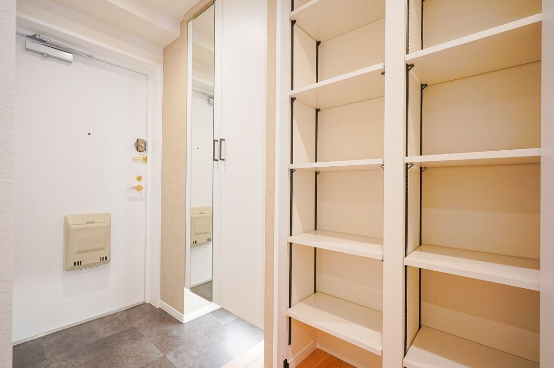 ライオンズマンション須磨マリンビュー玄関