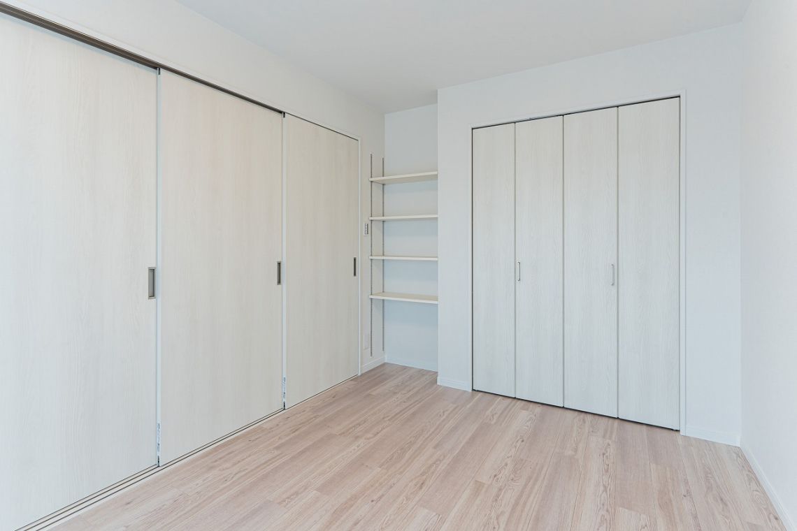 ユーステージ香流参番館居室