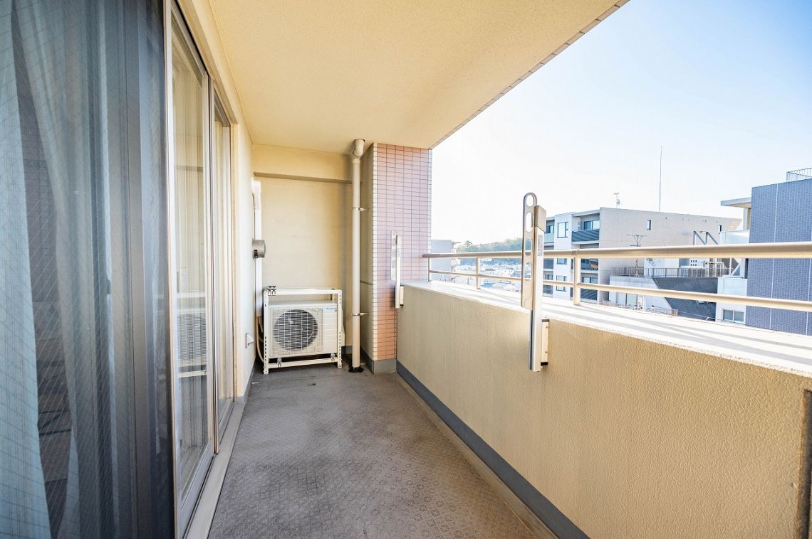 ライオンズグローベル本牧バルコニー