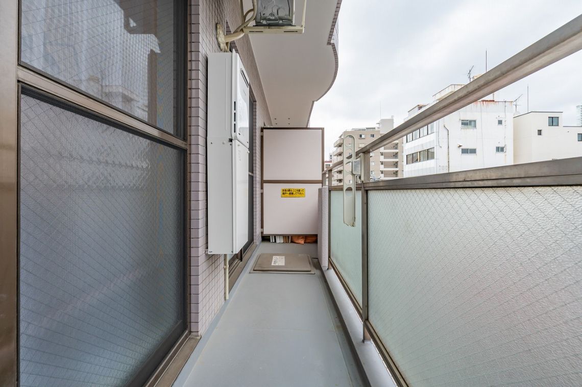 ルジェンテ・リベル上野稲荷町バルコニー