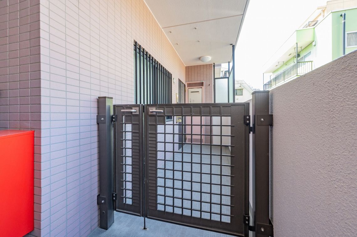 ライオンズシティ田無本町玄関