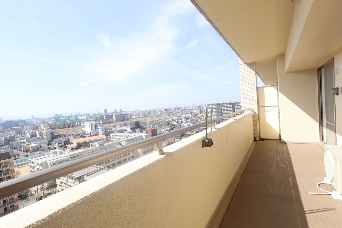 ローレルスクエア住道サンタワーバルコニー