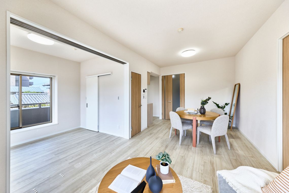 ロイヤルアーク藤崎リビング