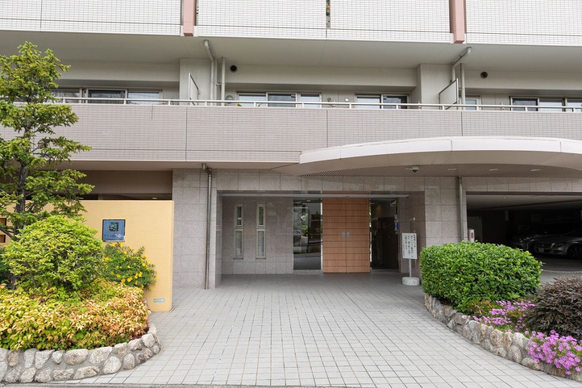 アルス西宮北口エントランス