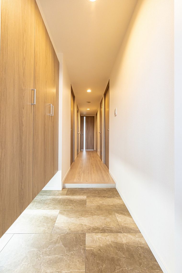 フォリアージュ玄関