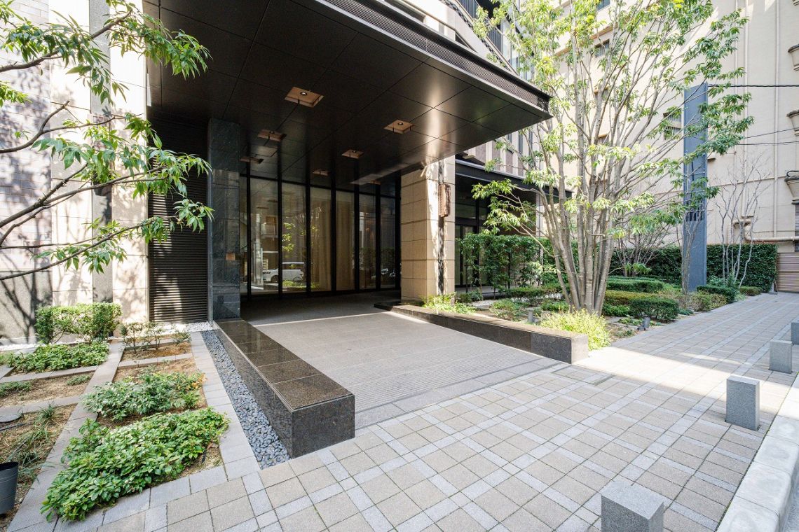 プラウドタワー北浜エントランス