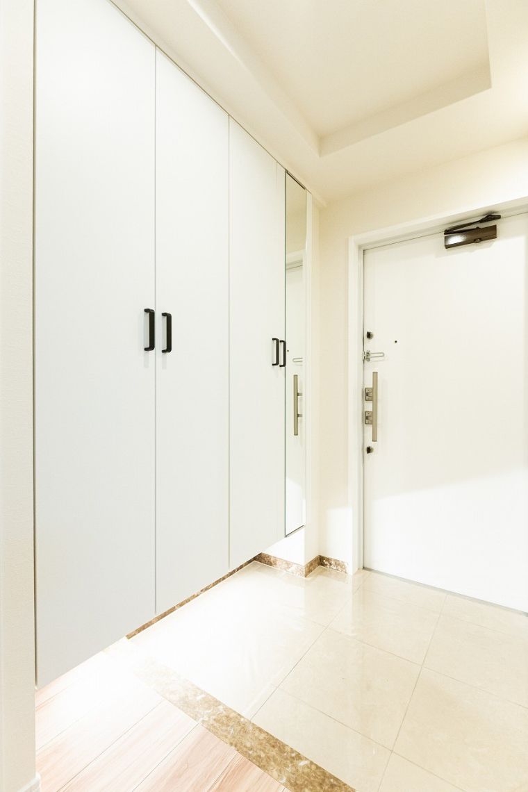 ローレルコート三条堀川玄関