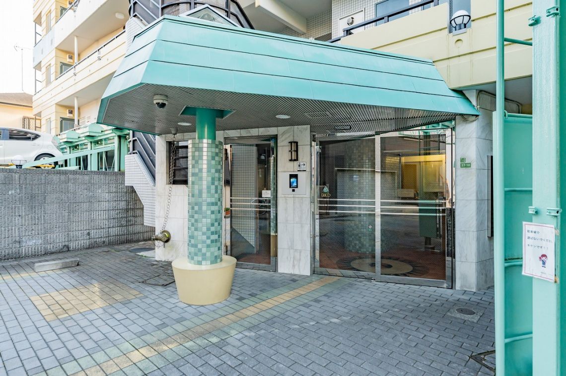 ロワール北千住エントランス