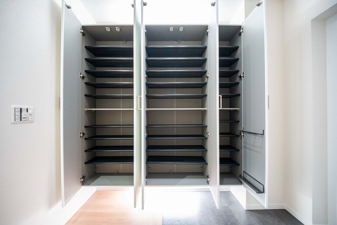 ラ・マナージュ異人館通収納