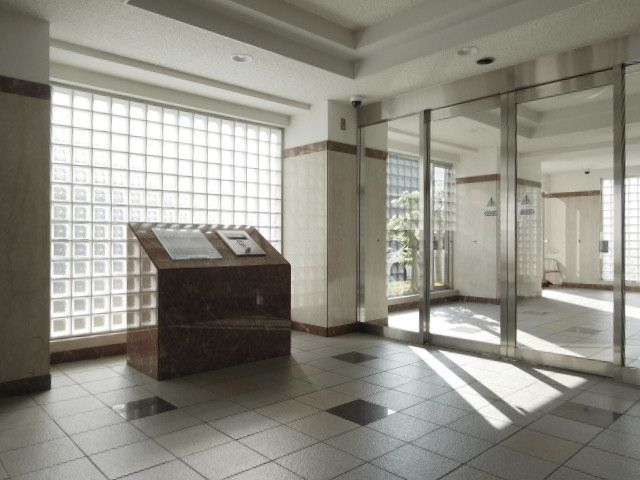 サーパス錦町第三エントランス