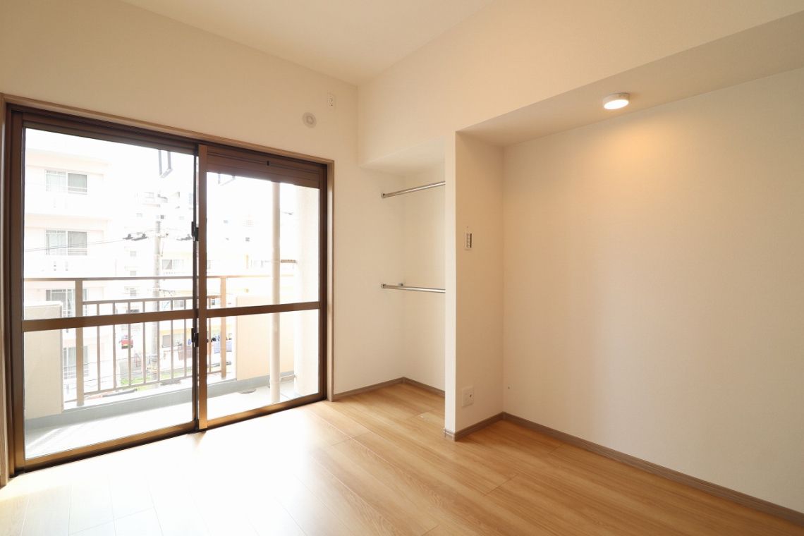 ライオンズガーデン真志喜居室