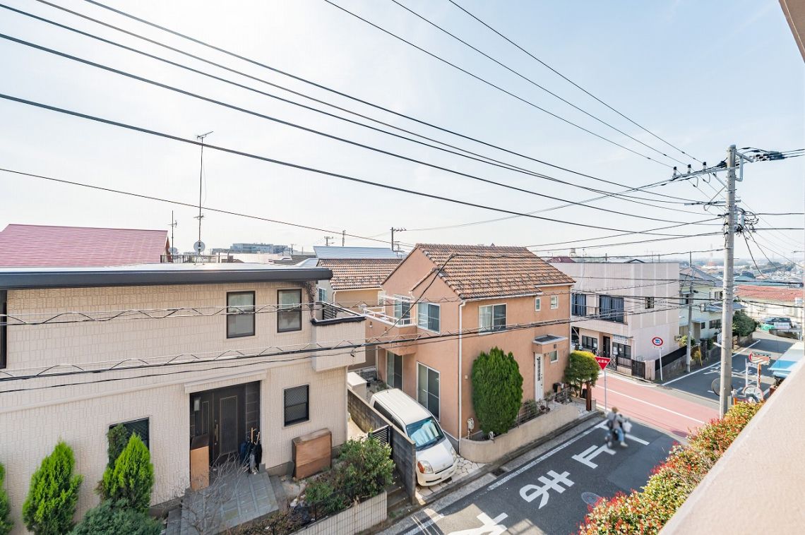 シンフォニックヒルズ横濱北寺尾バルコニー