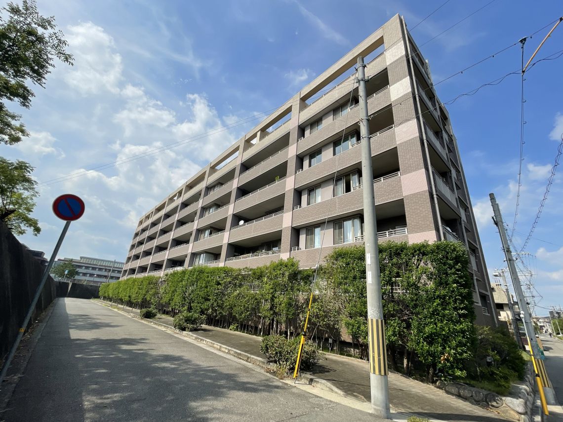 ライオンズマンション香枦園プラージュ現地外観写真