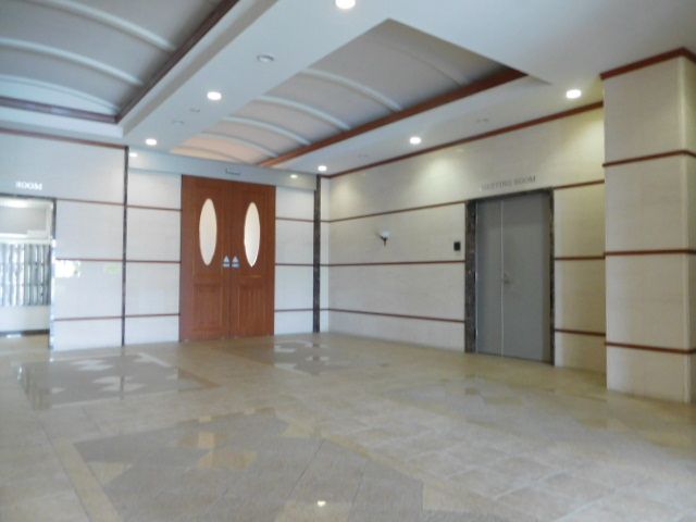 フローレンス御手船場町グランドアークエントランス