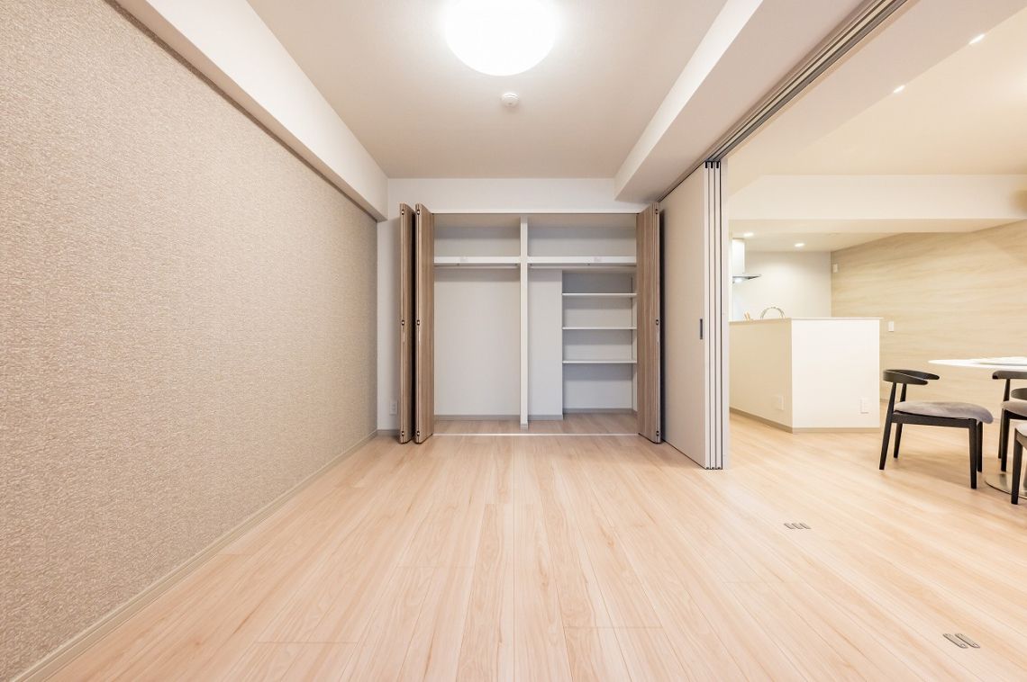 マートルコート麹町居室