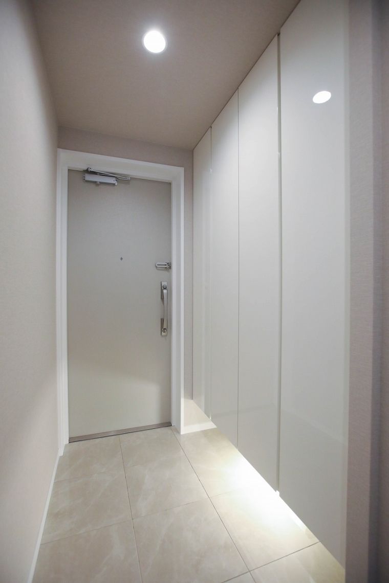 ウィスティリアコート代官山玄関