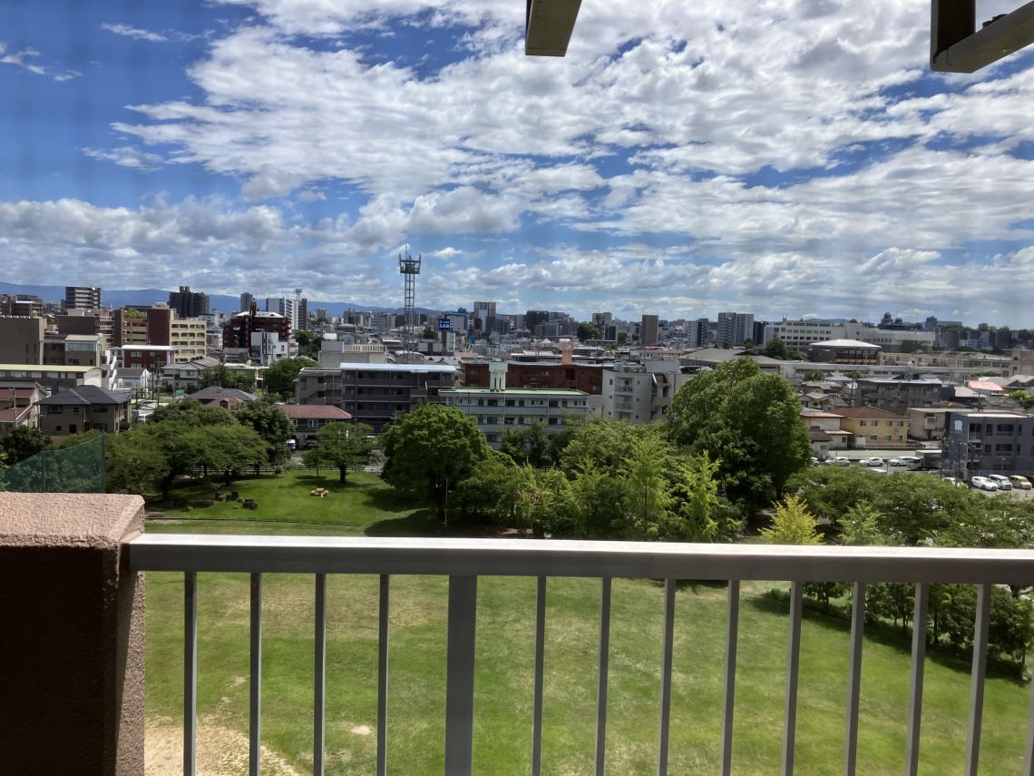 クローバーマンション坪井中央公園バルコニー