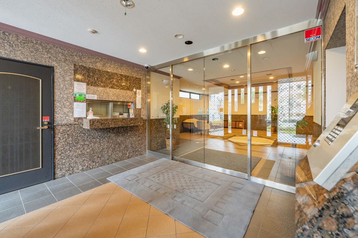 ライオンズシティ西新宿エントランス