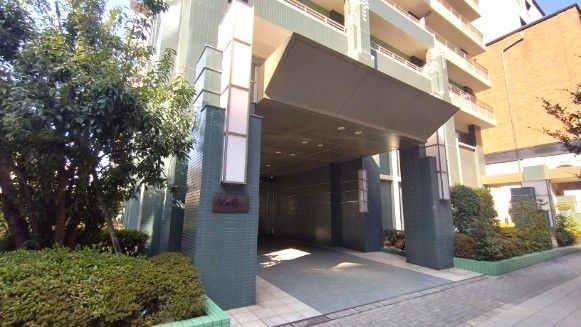 ライオンズタワー神戸旧居留地エントランス