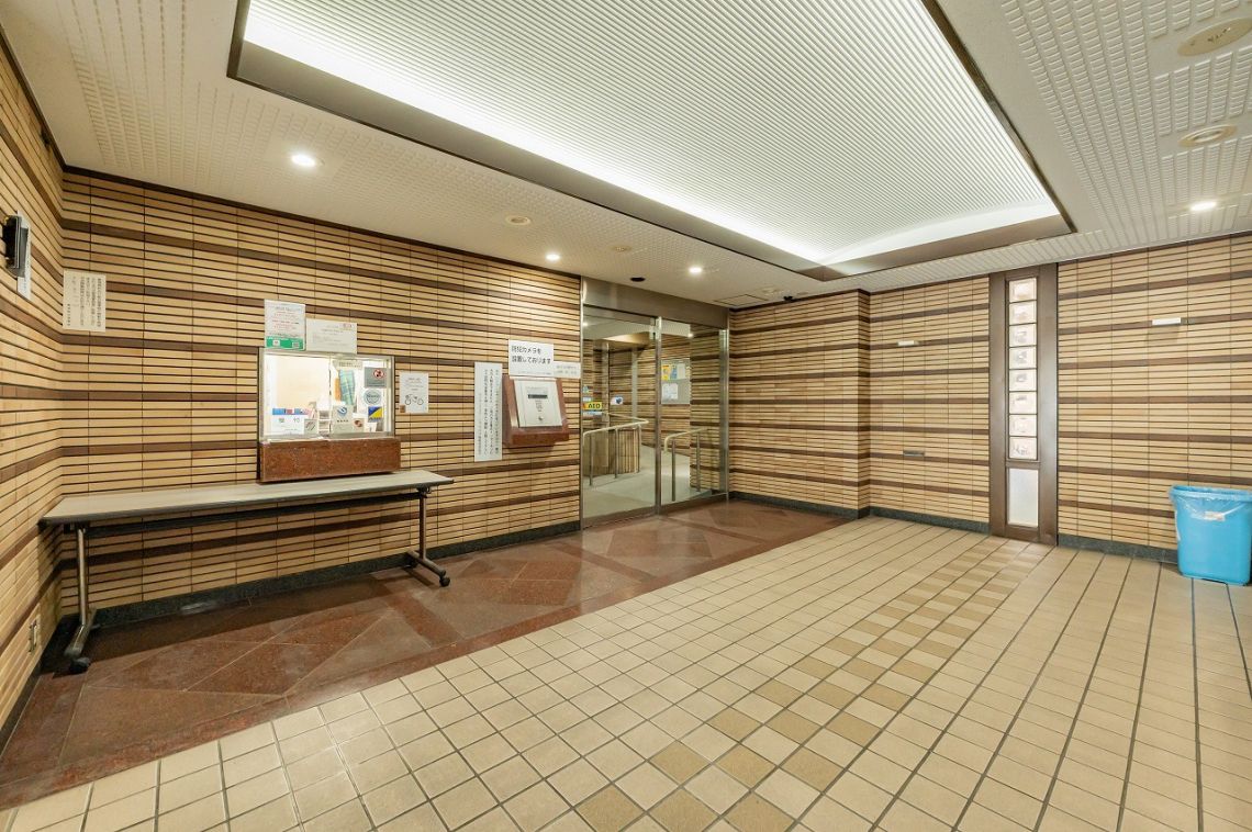 ライオンズステーションプラザ梅島エントランス