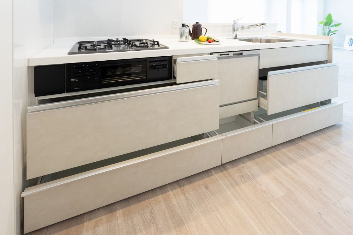 ロイヤルクリスタル井口キッチン