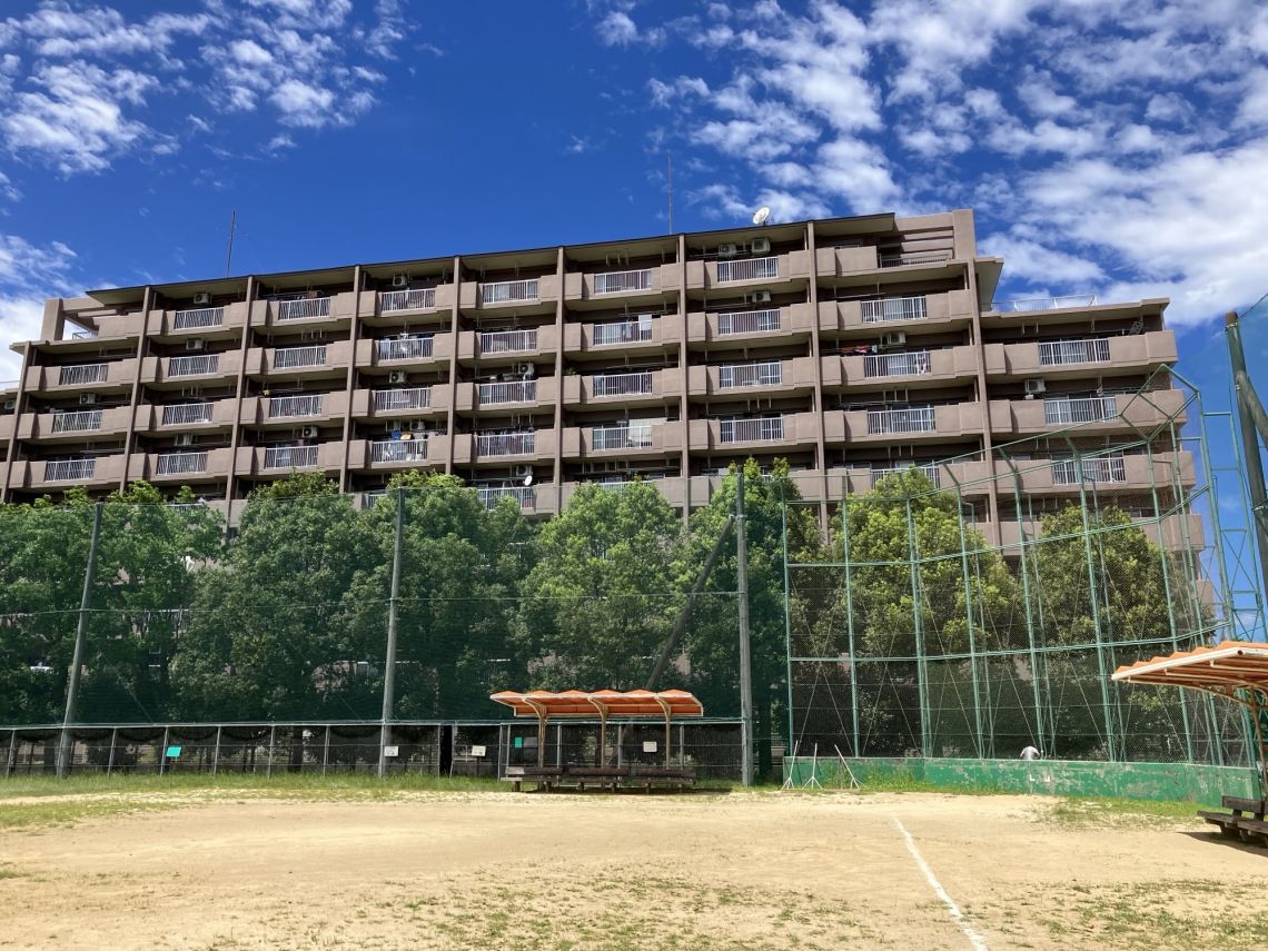 クローバーマンション坪井中央公園現地外観写真