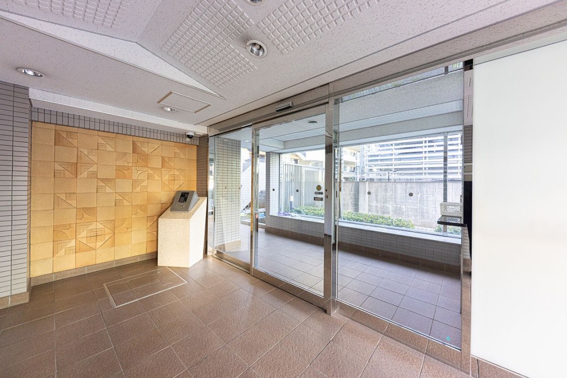 クレール府中ロビー