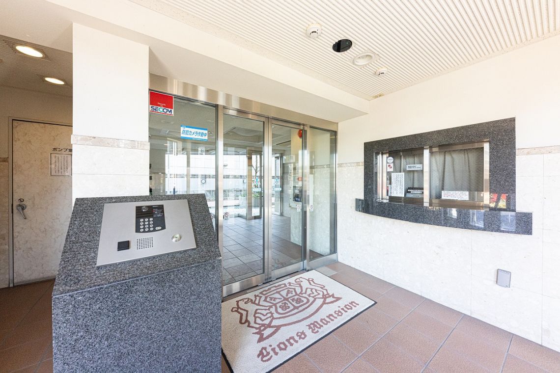 ライオンズヴィア－レ多摩永山エントランス