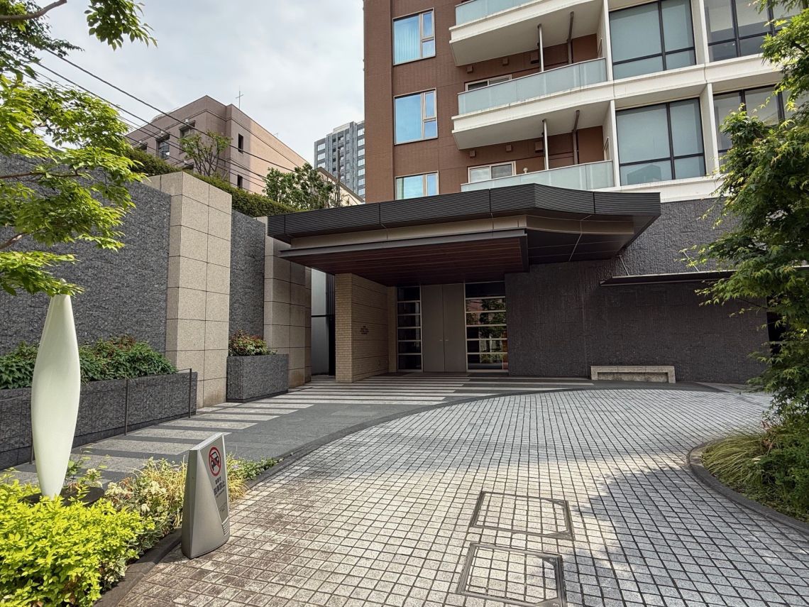 プラウドタワー千代田富士見レジデンスエントランス