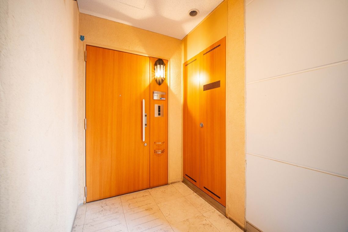 ラ・マナージュ異人館通玄関