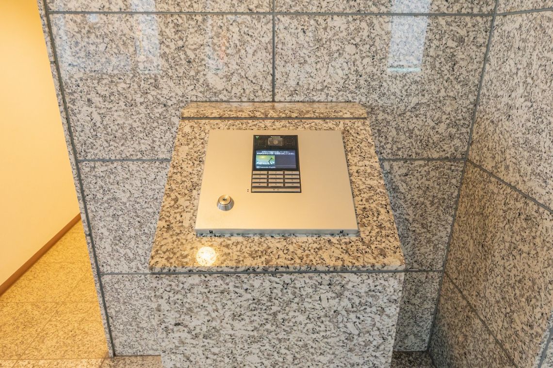 ウィスティリアコート代官山エントランス