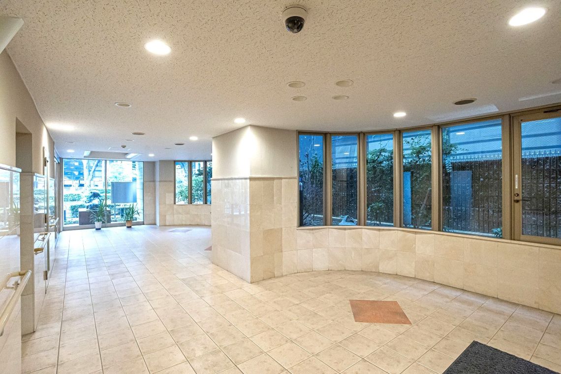 ライオンズマンション富士見町エントランス