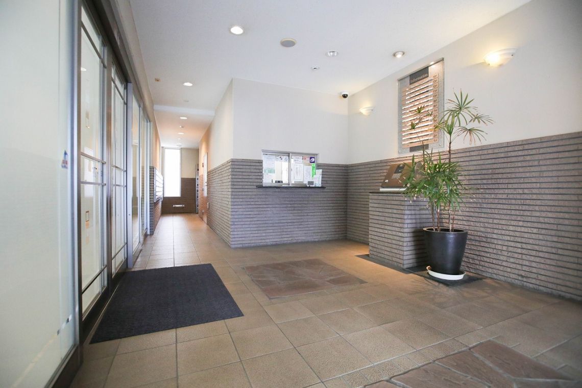 ライオンズプラザ新板橋エントランス