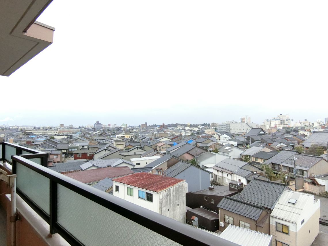 ライオンズマンション高岡中島町バルコニー
